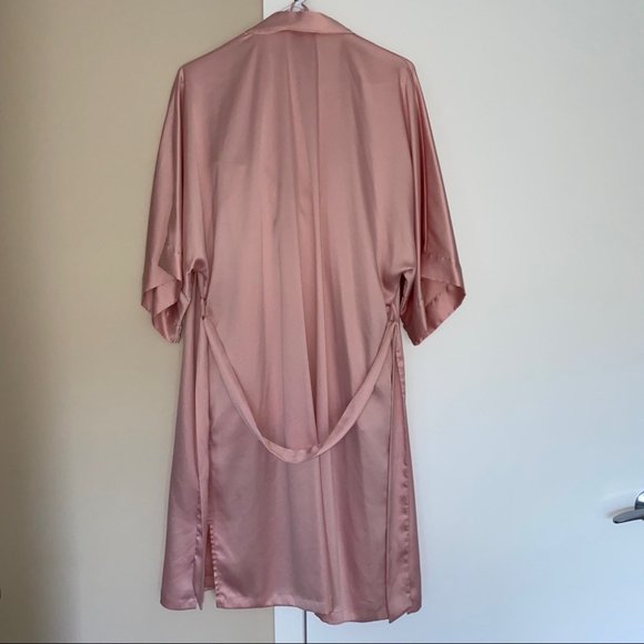 ✨NEW✨ VERY SEXY Silky Satin Robe Kimono LONG XS/S - Picture 3 of 4